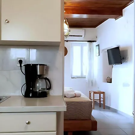 Paros Heritage Retreat by ΜΡS 아파트